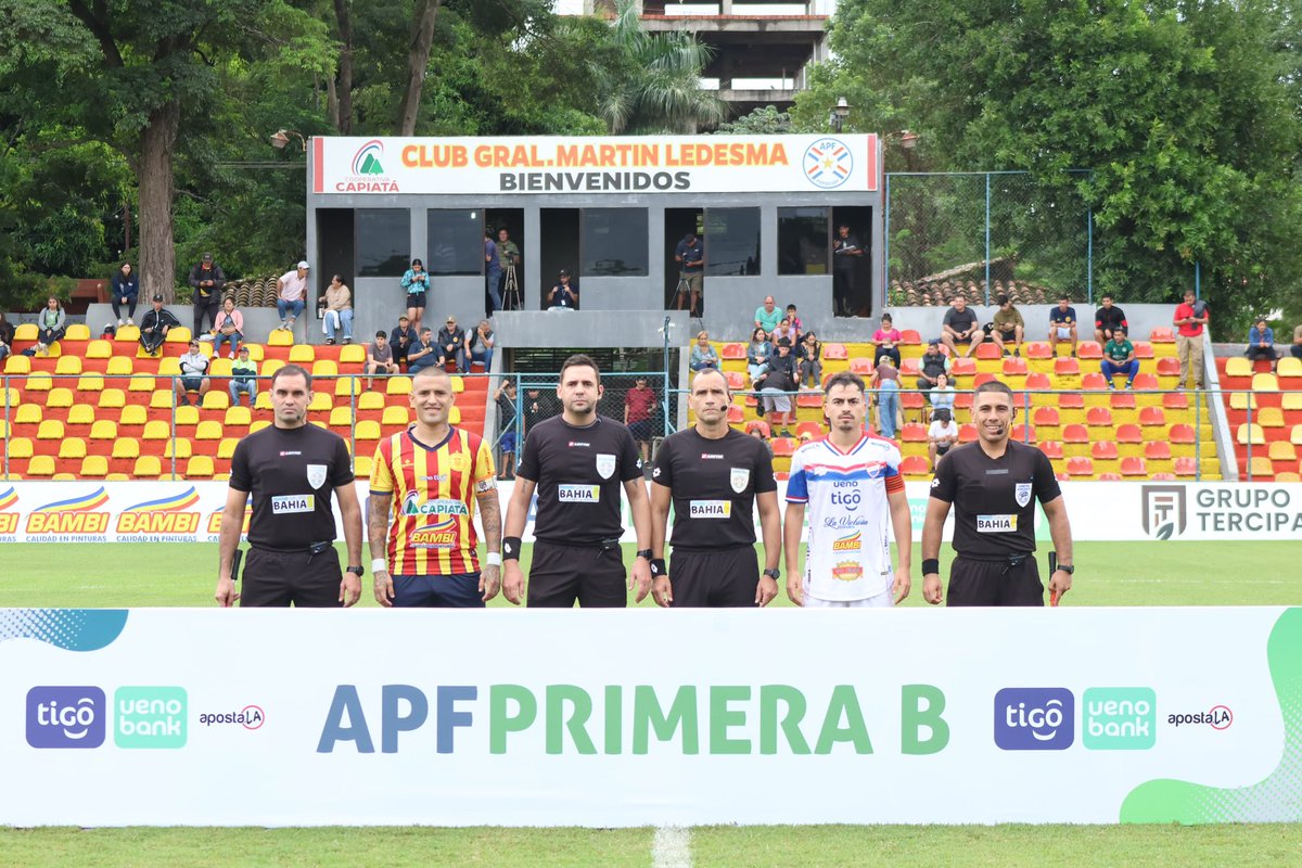 PABLOLEYESG's tweet photo. #APFPrimeraB 🔵🟢
📆 Fecha 3️⃣
#MartínLedesma 🟡🔴🟡 1️⃣
⚽️Derlys Cabañas
#SportivoIteño 🔴⚪️🔵 1️⃣
⚽️Valentín Sánchez 
PH: 📸 @APFPrimeraB https://t.co/9nNTcbKe7r