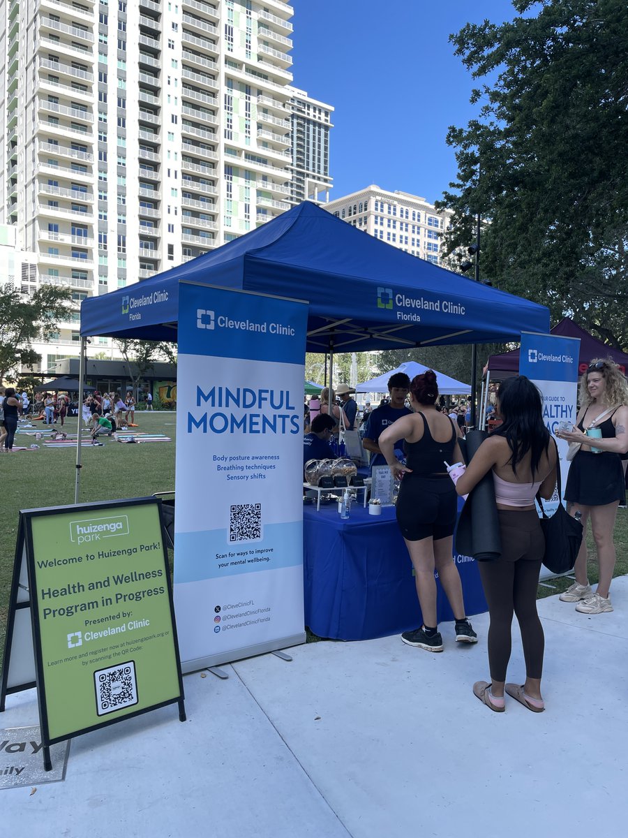CleveClinicFL's tweet image. Our team had a wonderful time at @lululemon Wellness Day at #HuizengaPark - connecting with the community through wellness resources &amp;amp; fun giveaways.  The build your own trail mix bar was a favorite, giving guests a nutritious and delicious option to enjoy. 🥜🥨🍇 #WestPalmBeach