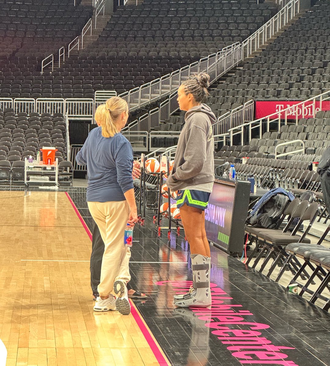 Jillian Carroll Letrinko tweet media