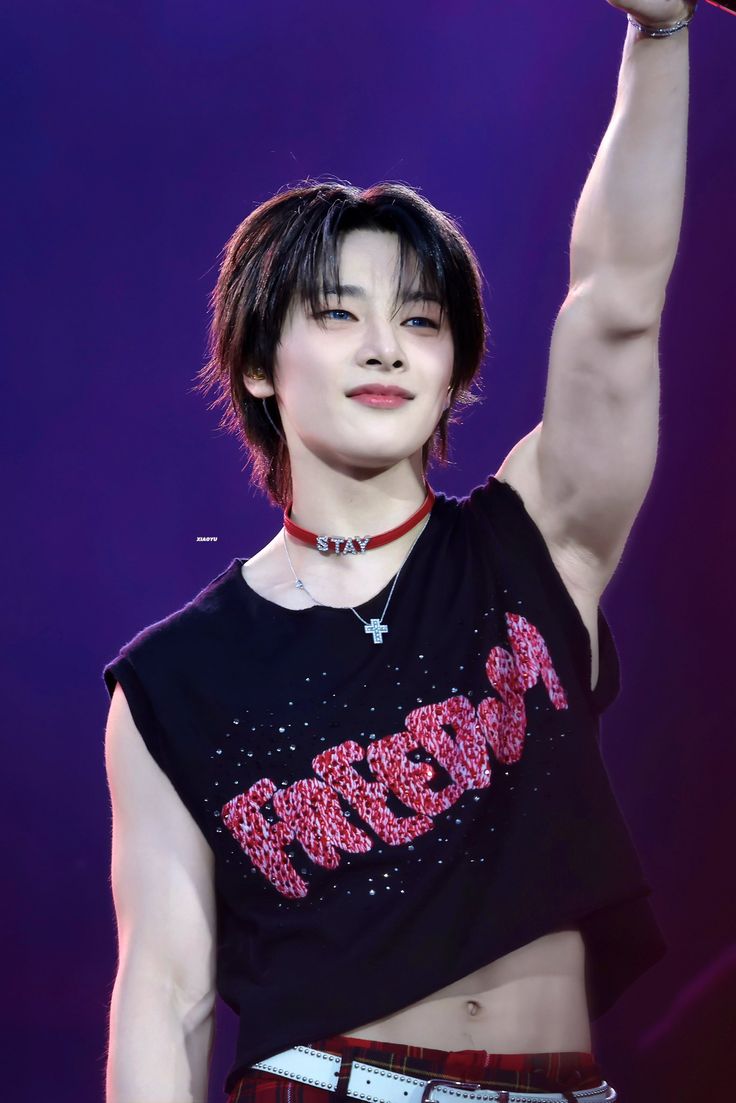 nina ˚₊‧ ☆ ‧₊˚ VAI VER O ENHYPEN tweet media