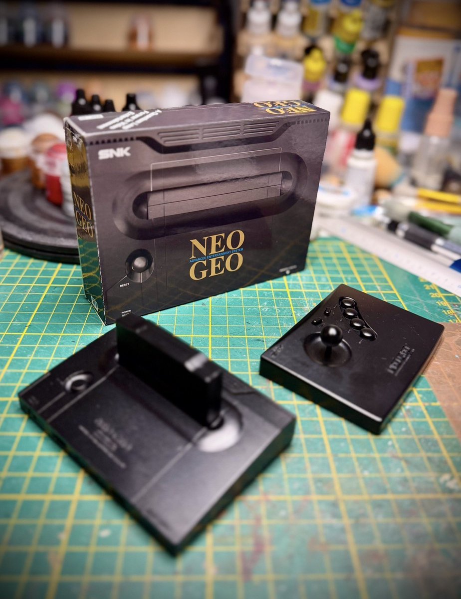 Retrographiks88's tweet image. Projet #NeoGeo en cours, aujourd’hui c’était redesign complet du packaging pour faire ça bien et ranger la bête… oui vraiment. 

La suite bientôt… 😉👍🏻

#handmade #3dprint #retrogaming