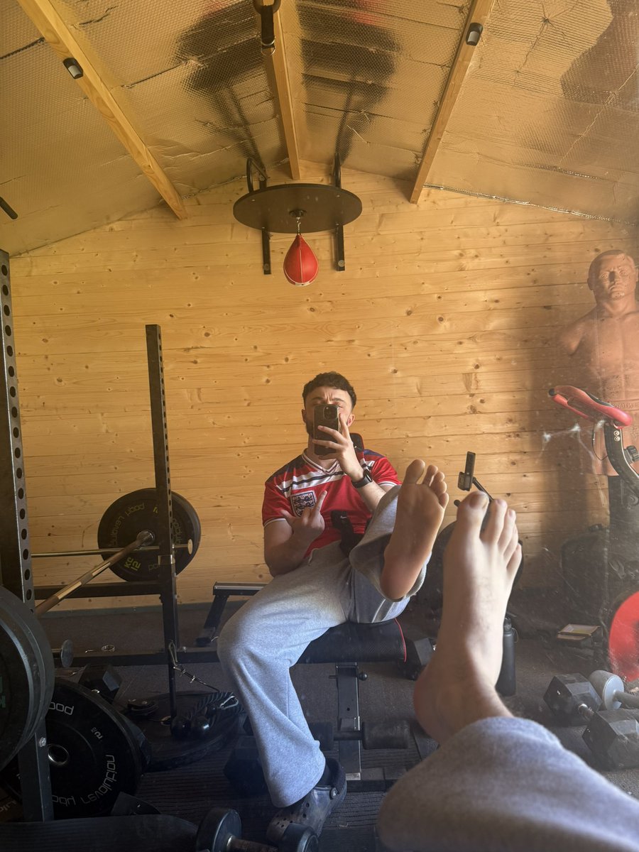 where’s my footrest?