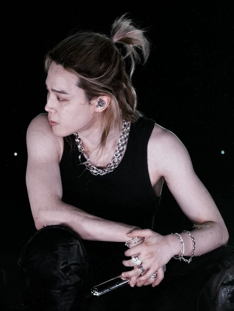 𝒿 ⋆ tweet media