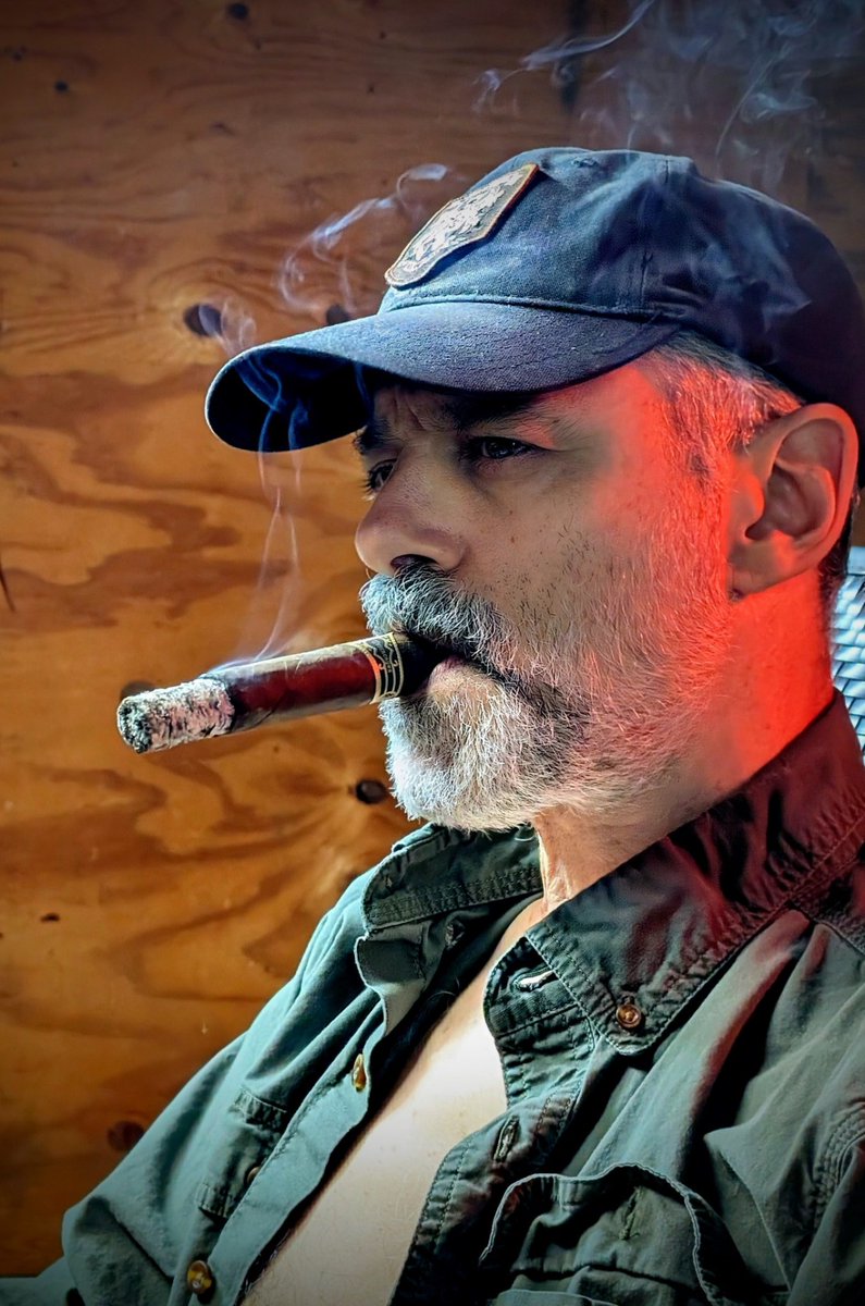 CigarBeards tweet media