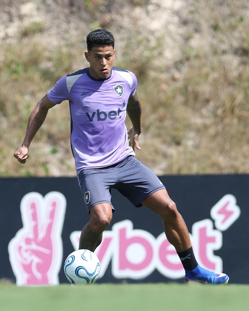 Botafogo encerra a preparação para o jogo desta terça, contra o Independiente Petrolero. ⚽️🔥 #VamosBOTAFOGO 

📸 Vítor Silva/ BFR