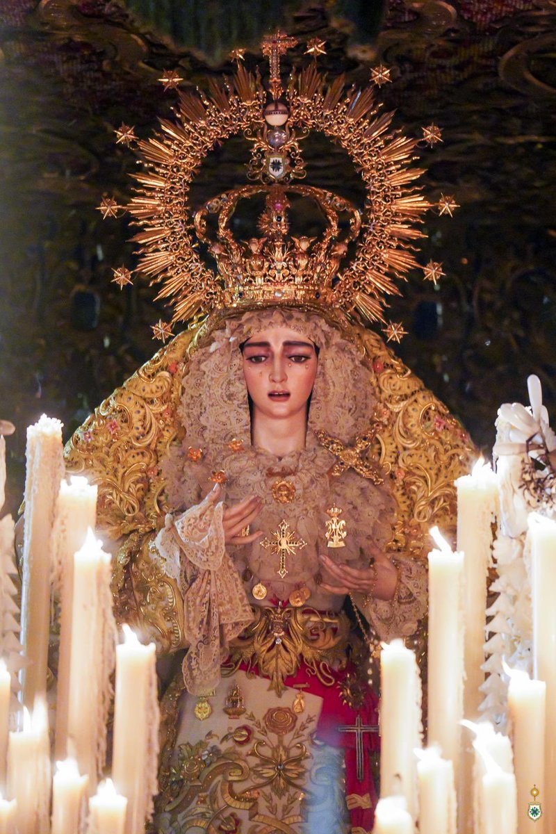 La que manda en San Gonzalo, en mi vida y en mi alma.
Mi Virgen.

📸 <a href="/GnzAlvarez/">Gonzalo Álvarez</a>