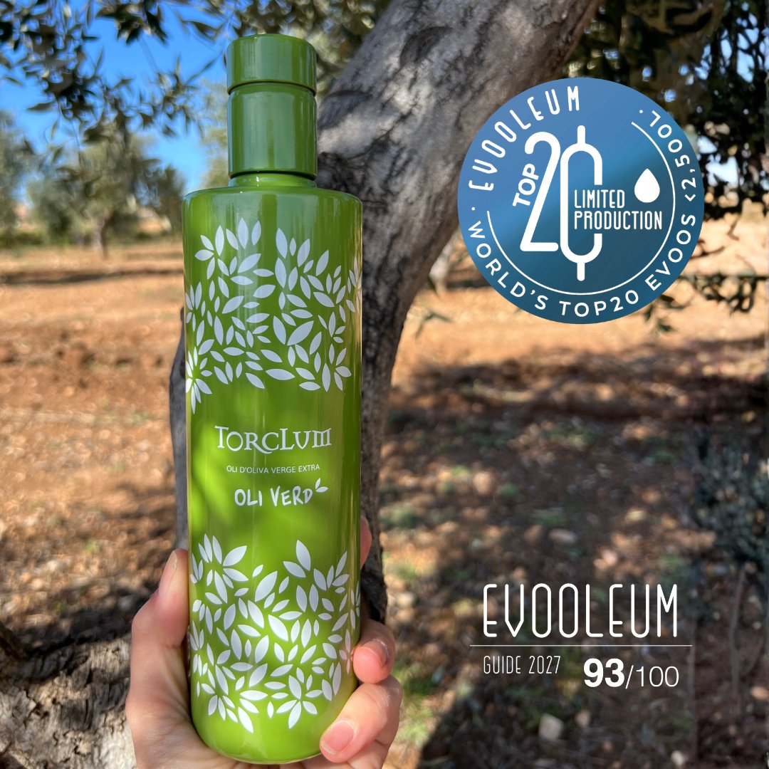 Torclum's tweet photo. Torclum Oli Verd, al TOP 20 Edición Limitada EVOOLEUM 2025/26 🌿 Un reconeixement internacional que ens emociona i ens impulsa a seguir fidels al nostre origen: terra, esforç i passió. Gràcies per formar part del camí 💚🫒 #Torclum #OliVerd #EVOOLEUM #AOVE https://t.co/pffPnXyvGt
