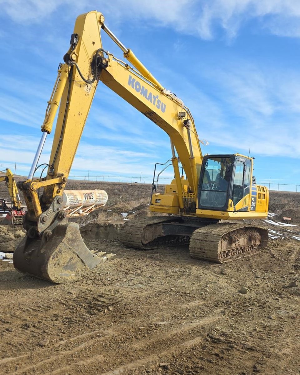 EQfacts's tweet image. Great construction equipment and trucks selling in this North Dakota auction! Register now on Equipmentfacts to bid in Ulmer Auction's Liquidation Sale.

📆 Tuesday, April 28
⌚ 10 AM CT
📍 Menoken, ND
🔗 ow.ly/Aabp50YP8oX

#EquipmentAuction #TruckAuction #Excavator #Truck