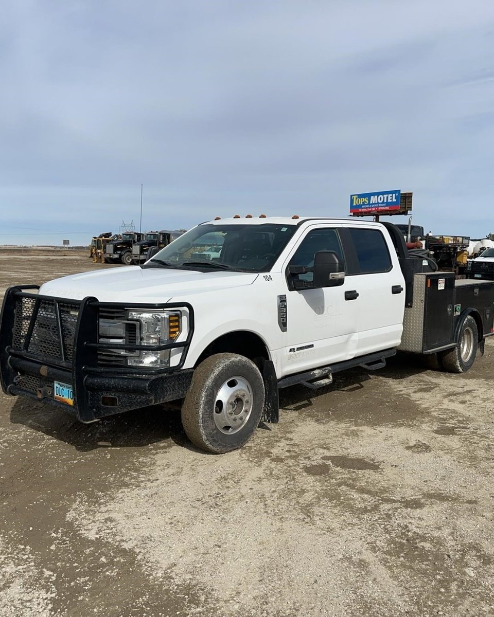 EQfacts's tweet image. Great construction equipment and trucks selling in this North Dakota auction! Register now on Equipmentfacts to bid in Ulmer Auction's Liquidation Sale.

📆 Tuesday, April 28
⌚ 10 AM CT
📍 Menoken, ND
🔗 ow.ly/Aabp50YP8oX

#EquipmentAuction #TruckAuction #Excavator #Truck