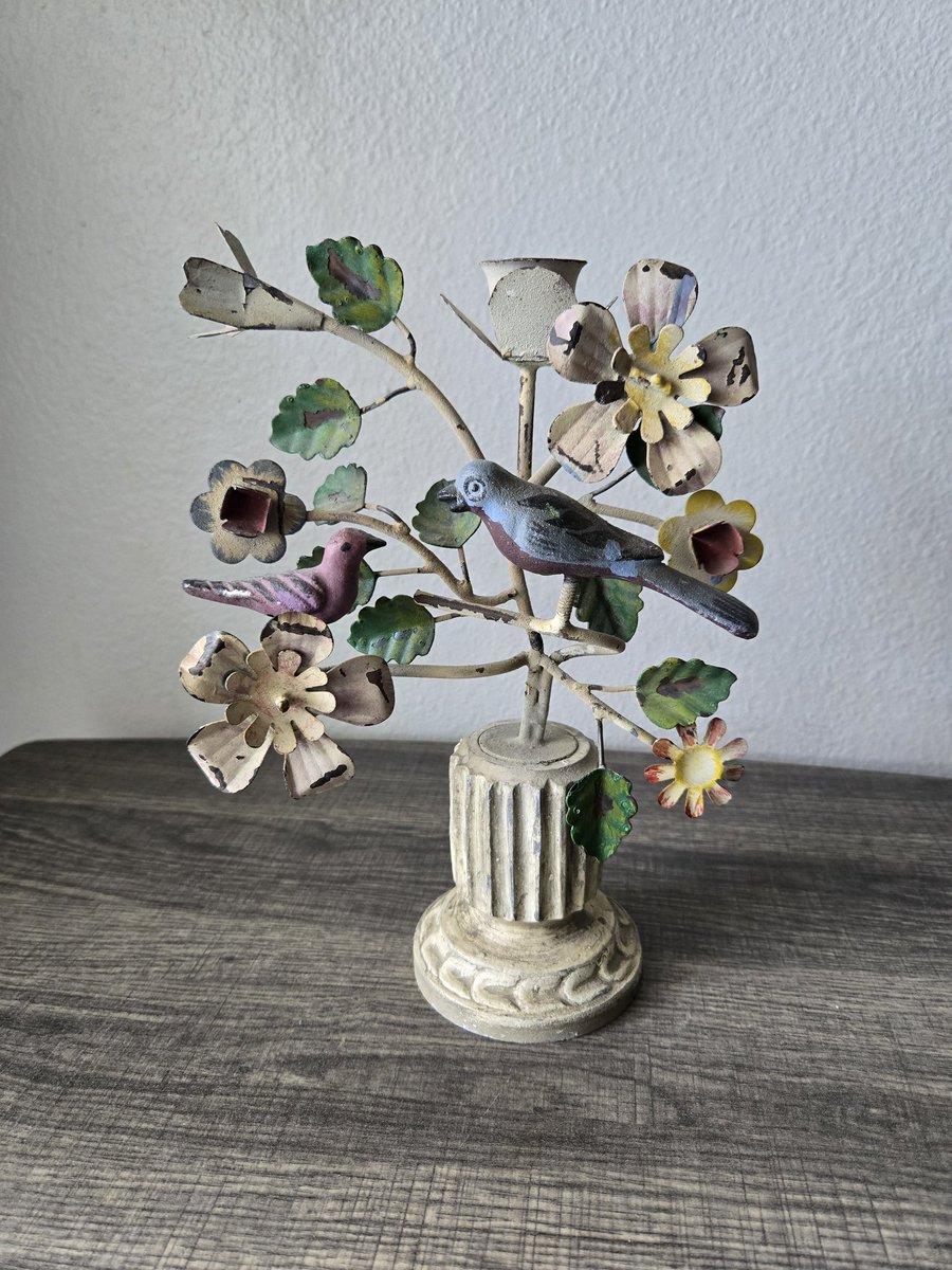 Zee's Pieces - Vintage & Handcrafted tweet media