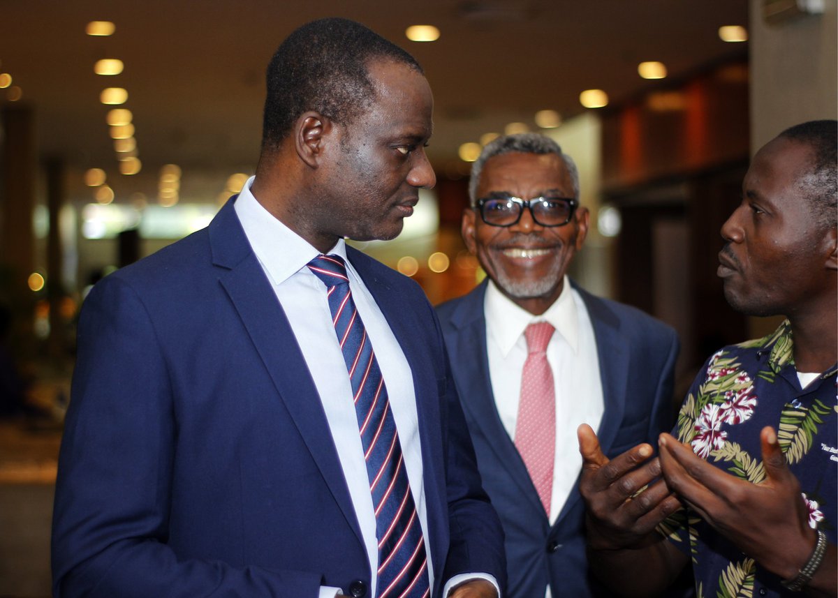 Seyi Ademiku tweet media