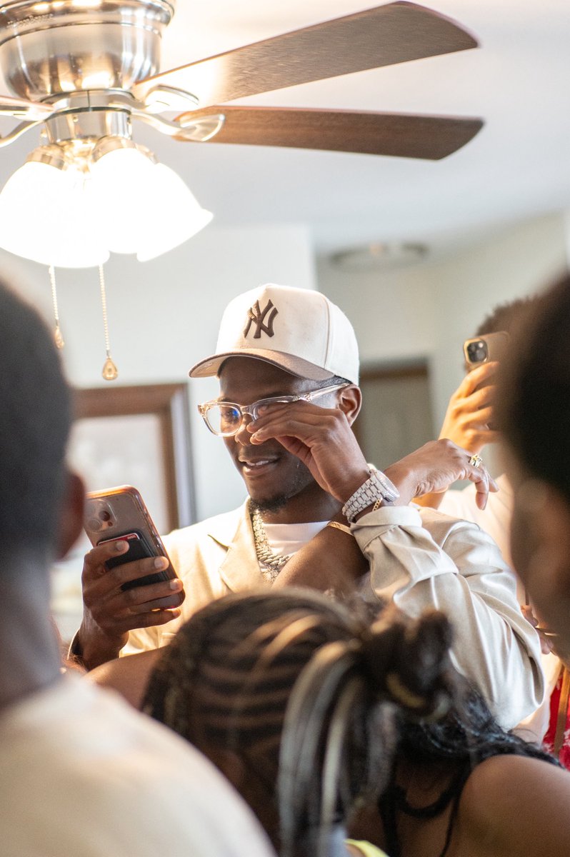 Murphy_McGuire's tweet image. Heck of a week for these 2! Now the real fun begins… #FinsUp #GoHawks