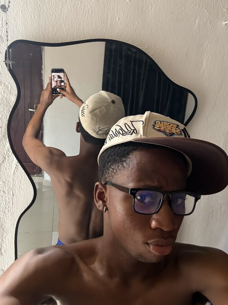 LEAOLEVELTEN tweet media