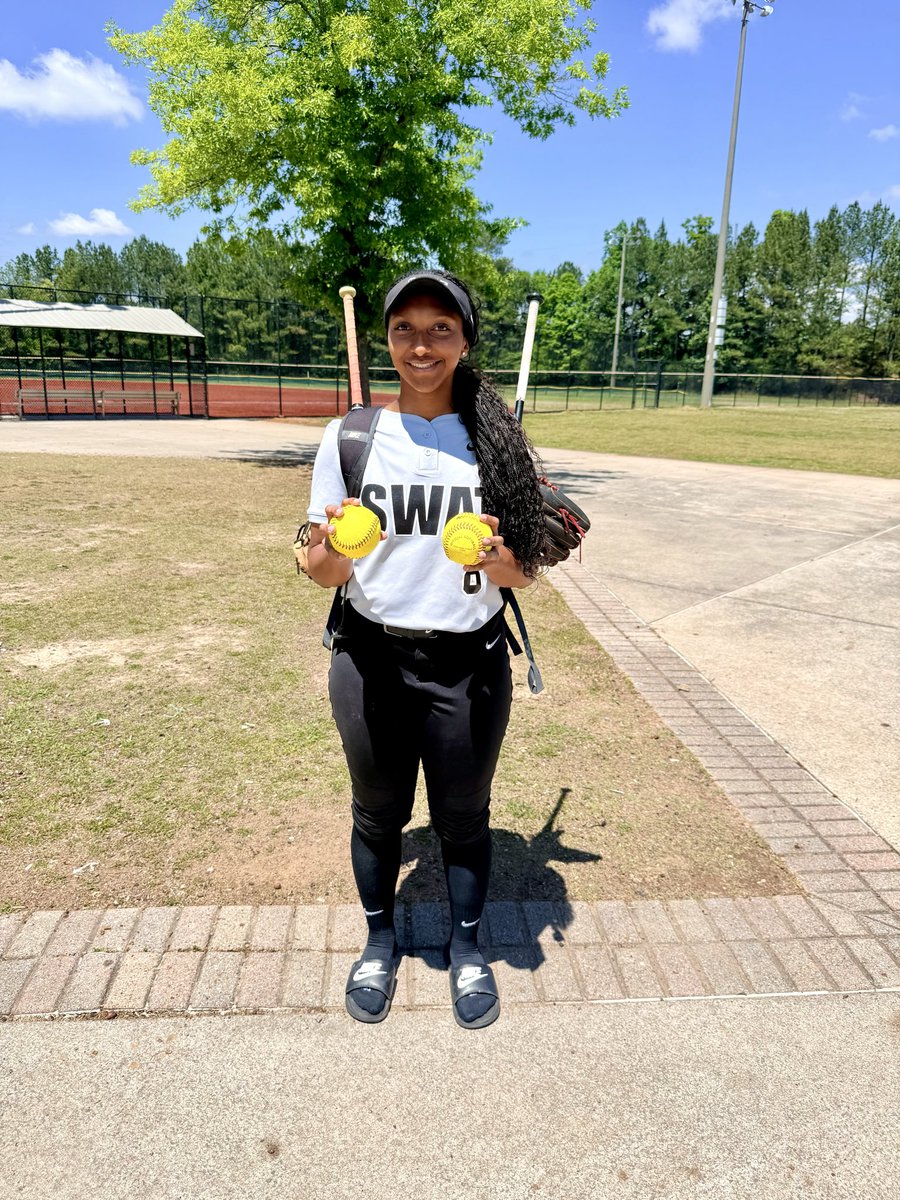 PiLynn2027's tweet photo. My team @SWAT_Ath_Acad finished in the top 8 of the PGF GA Oaks tournament this past weekend. Here are clips of the two home runs I had for the tournament. https://t.co/mFb0Oax3lJ