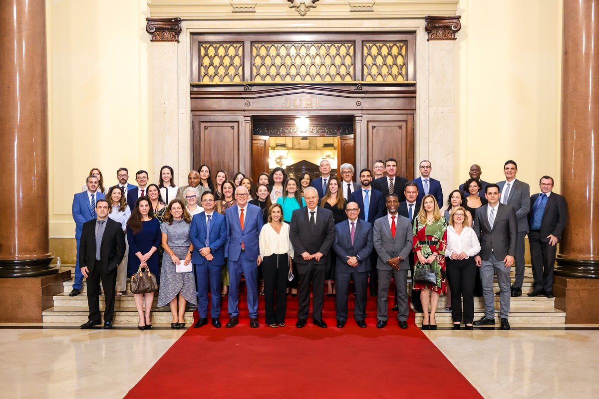 TJSPoficial's tweet image. Comissões de precedentes do STJ e do TJSP estreitam diálogo em encontro no Palácio da Justiça: tinyurl.com/548sz7am #Cogepacs #STJ #TJSP #RedesSociaisTJSP #SocialMedia #MídiasSociais