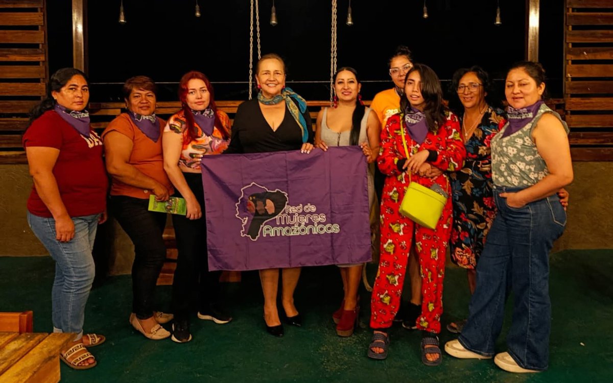 RedAmazonicas's tweet photo. Auxilio Vera mantuvo una reunión con las integrantes de la Red en el cantón Logroño, con el propósito de consolidar y fortalecer el trabajo territorial a fin de alinear esfuerzos y establecer acciones coordinadas orientadas a impulsar el desarrollo organizativo. https://t.co/bCzeeg2Kk1