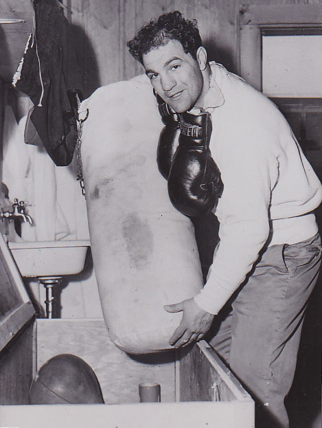 JuliusJulianis tweet media