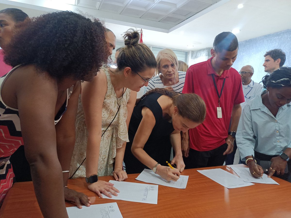EuropaMincex 💙🇨🇺 tweet media