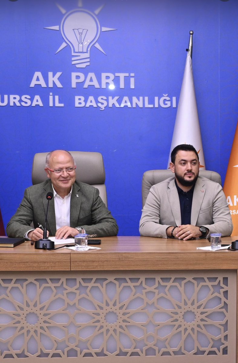 oguzbabacan6's tweet photo. İl Başkanımız Sayın Davut Gürkan’ın takdir ve tensipleriyle Tanıtım ve Medya’dan sorumlu İl Başkan Yardımcılığı görevine getirilmiş bulunmaktayım. Bu göreve beni layık gören Başkanımıza çok teşekkür ediyorum. Rabbim mahcup etmesin. https://t.co/ROeHygXs2X