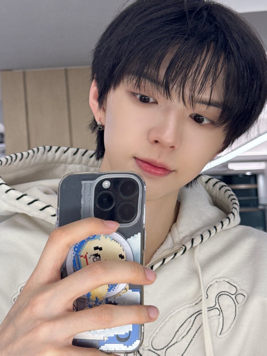 Brian Fr tweet media