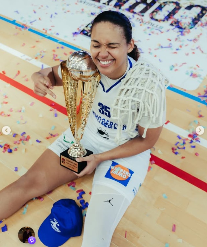 ArkaBrodzinski's tweet photo. Gratulacje dla Kangoeroes Basket Mechelen 
Mistrz Belgii 2025-2026 🏆🏀⛹️‍♀️
Brawo 👏🤝 
👉JAVYN NICHOLSON👈

https://t.co/jvu3tKO7bd https://t.co/UcgKHIzG1g