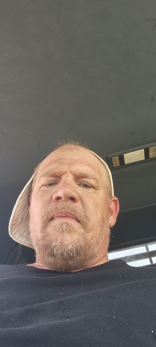 Leslie Wellborn tweet media