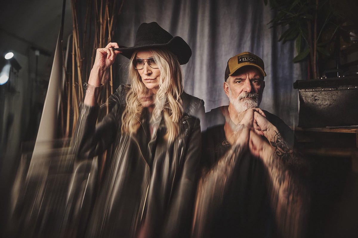 virginia_dirt's tweet image. Who’s ready for a brand new EP then? SCRUB UP GOOD is out NEXT WEEK 😱 PRE-SAVE it here: linktr.ee/virginiadirt 🙌

Just TWO tickets remain for the launch gig @GreenNote on FRI 29 MAY ⚡️

#NewMusic #Americana #Country #London #ScrubUpGood