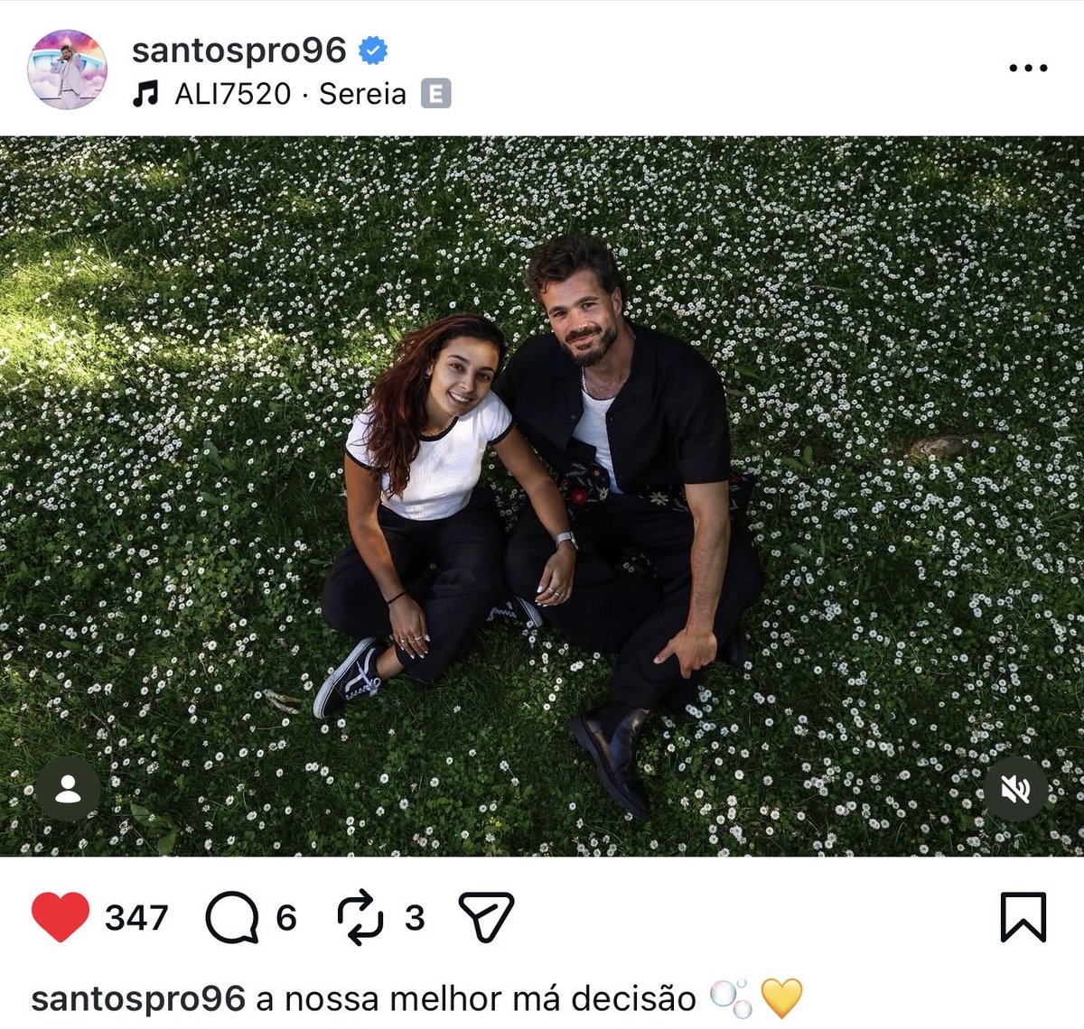 O João a publicar foto com a Adriana e a usar a música do Tiago! Eu vou colapsar! Meus lindossss #tieva