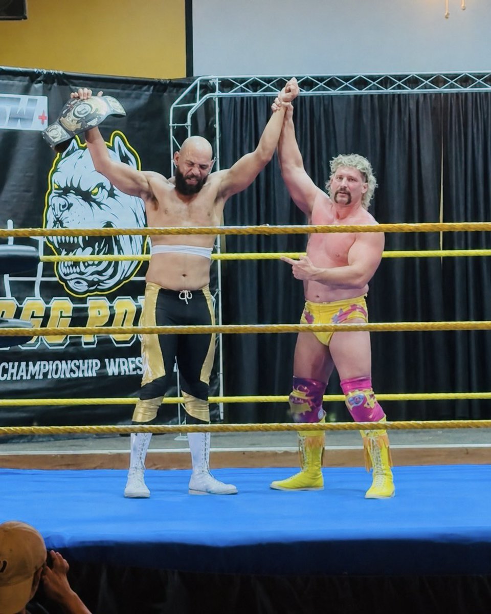 thebrandongroom's tweet image. 1 yr ago I debuted in SA w/ Dog Pound (NWA TX).
Won the title. Held it 8 months.

This wknd: Tampa ➡️ SA to defend.
Didn’t get pinned, but lost to Caramel (w/ Marovick).

Grateful. Focus now: NWA.

Watch on Roku &amp;amp; COMET.

#AlwaysBelieve #BOOM