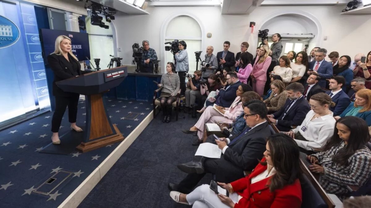 SIN24Horas's tweet image. La Casa Blanca dice que revisará los protocolos de seguridad para eventos con Trump #NoticiasSIN #Trump

Detalles en: noticiassin.com/mundo/america/…