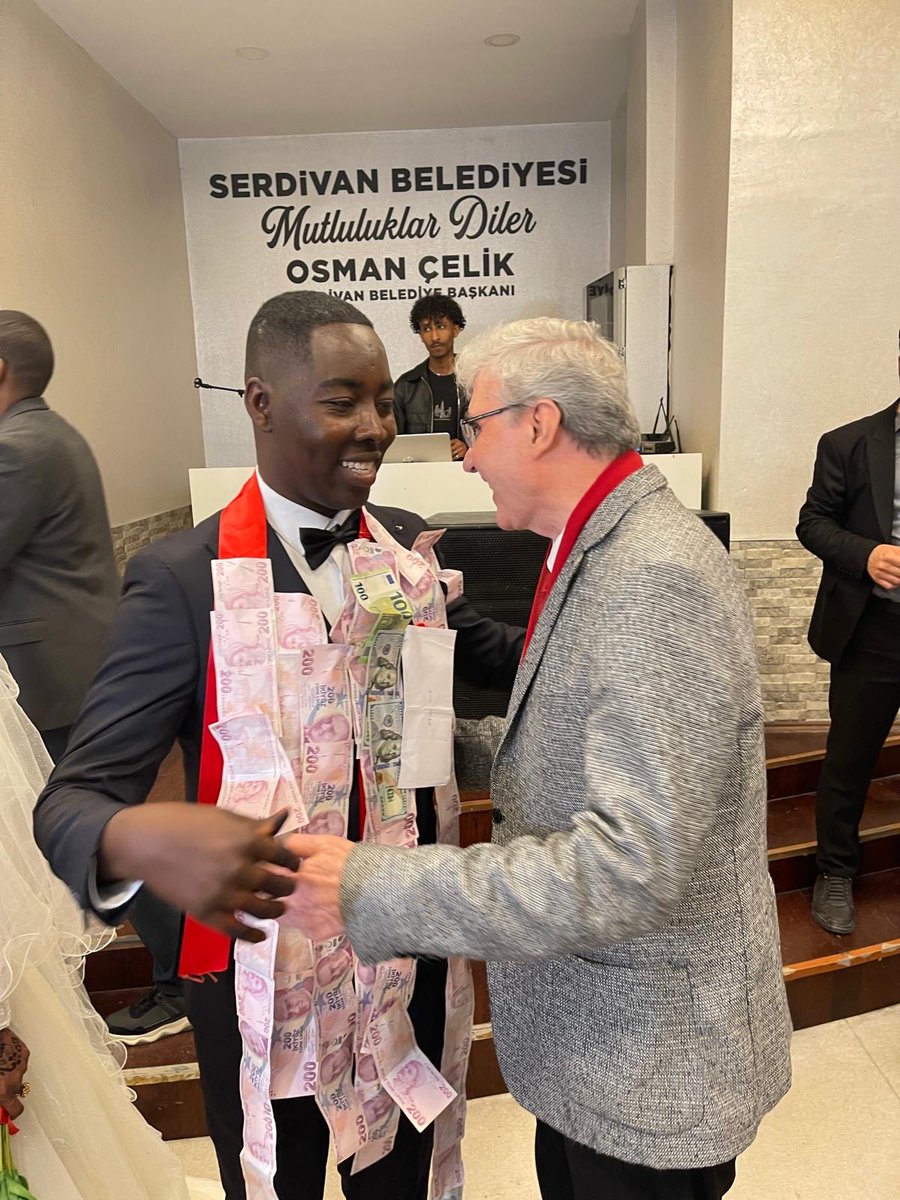 Ekrem Yüce tweet media