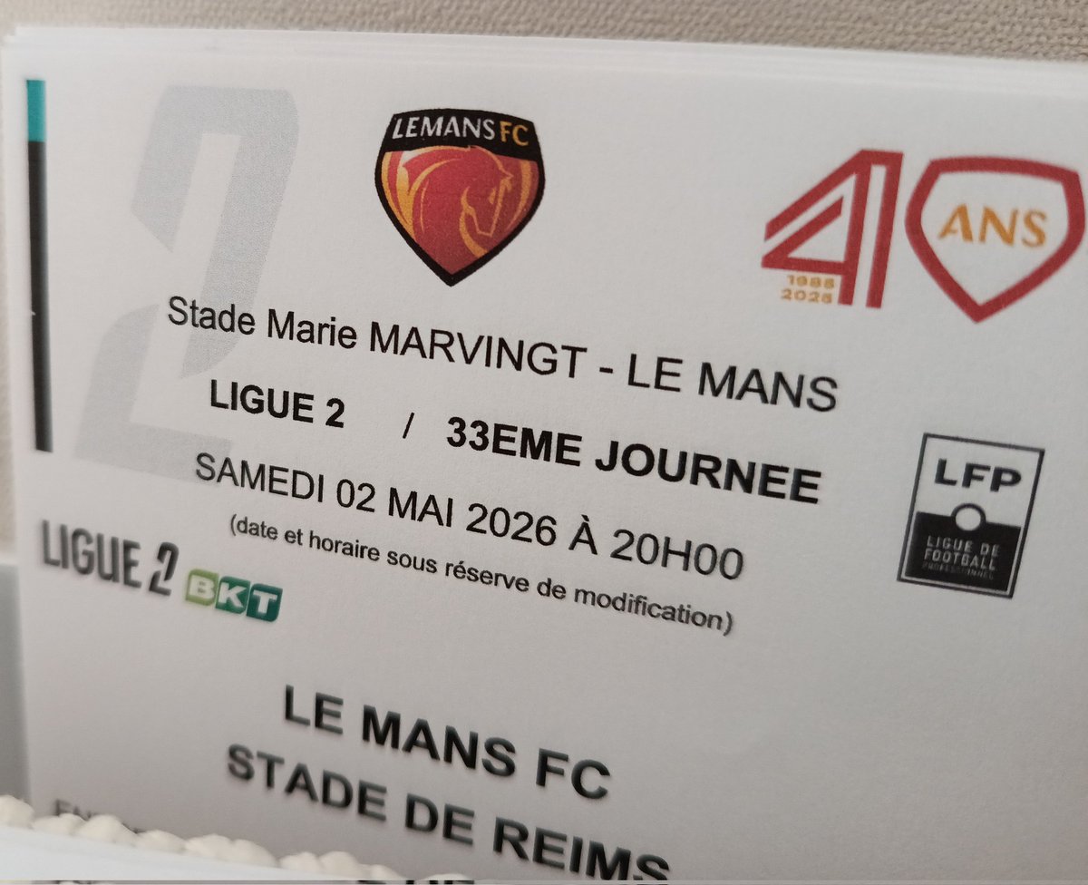 BHur972's tweet image. C'est pas le PSG mais je vais voir un match au stade ce week-end... 
#LMFCSR
#Ligue2
#L2