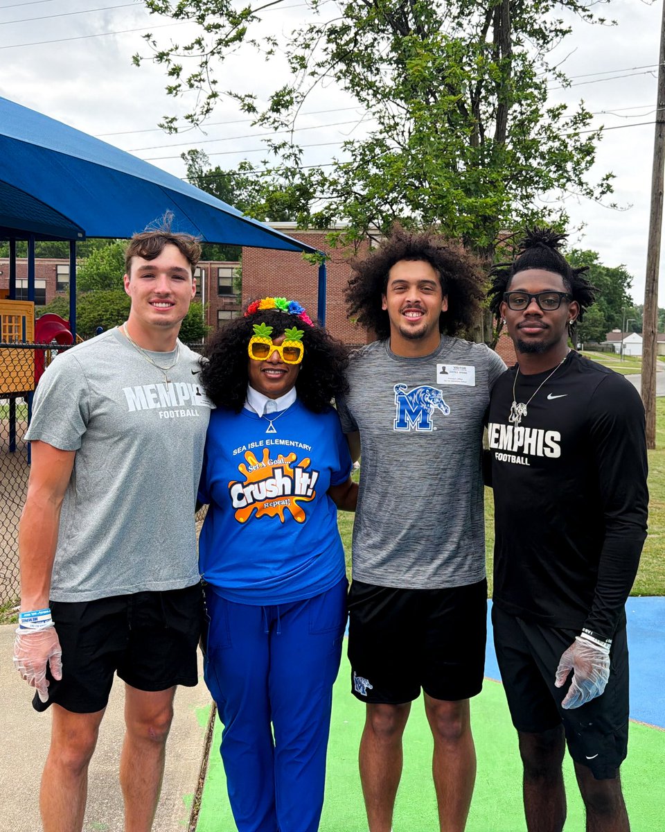 Memphis Football tweet media