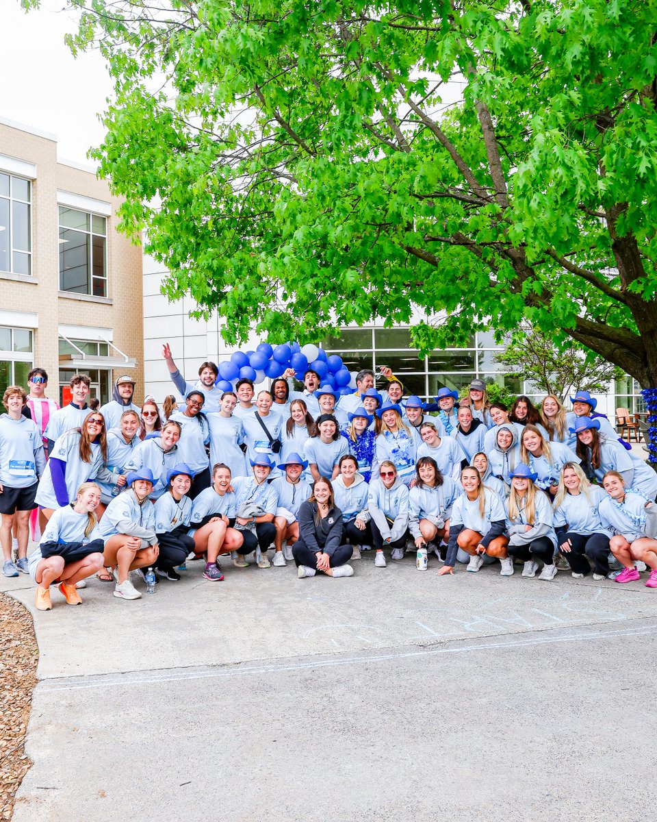 JMUFieldHockey's tweet photo. Happy to join our fellow Dukes at the JMU SAAC 5K Run/Walk to End Colon Cancer!

#GoDukes https://t.co/WyCvQqkym3