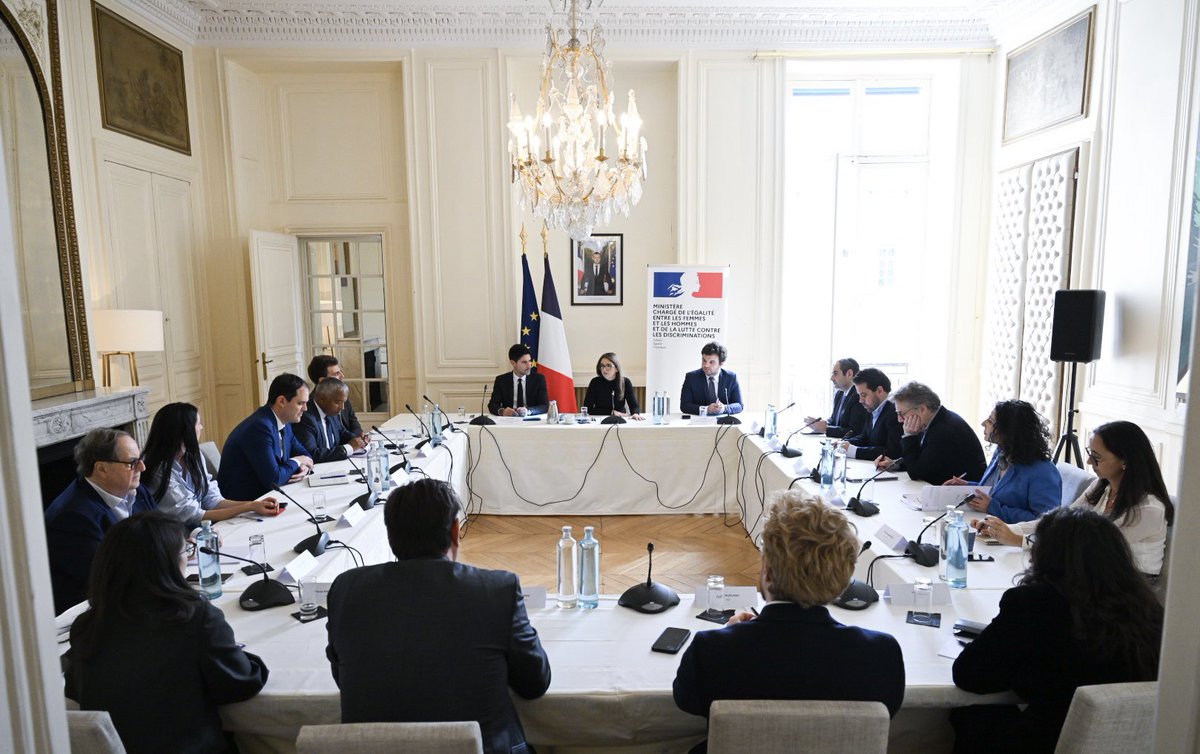 Aurore Bergé tweet media