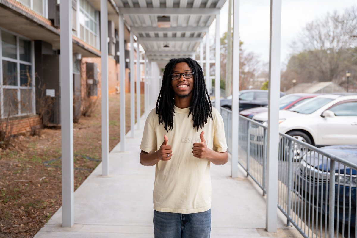 FultonCoSchools's tweet photo. Senior Spotlight 2026 WEEK 2 Featured Seniors:
Independence HS Senior Spotlight - Jaden Pringle
๐ฅCheck out their inspiring stories: https://t.co/wtCJR5wWou
#SeniorSpotlightFCS #FCSGrads #FultonCountySchools https://t.co/lAvQ9Voab2