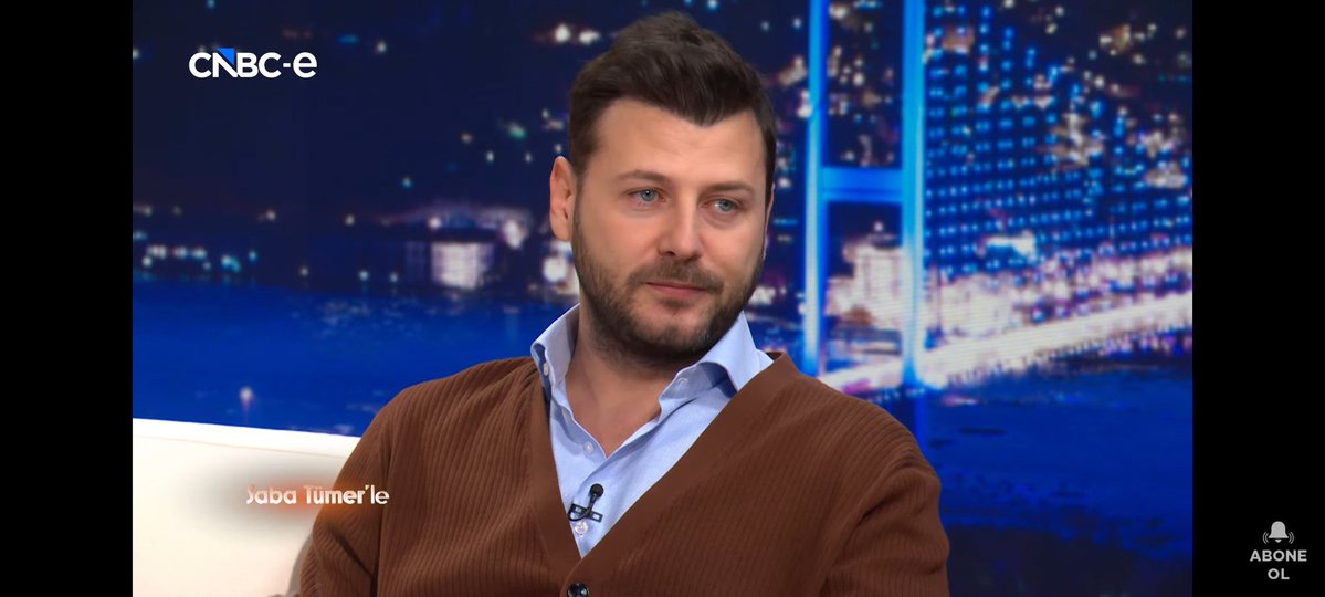 Ay bayıldım yine mavişim izlemelere doyamıyorum 🥹💕

#ÜmitKantarcılar