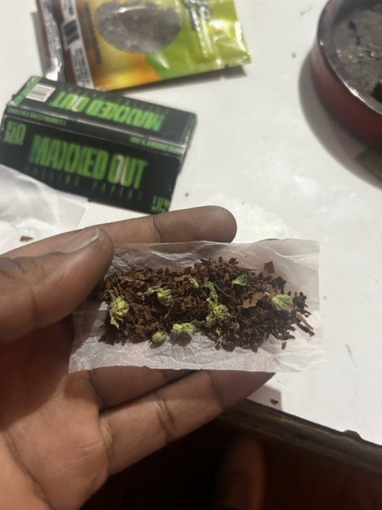 Stoner Barbie tweet media