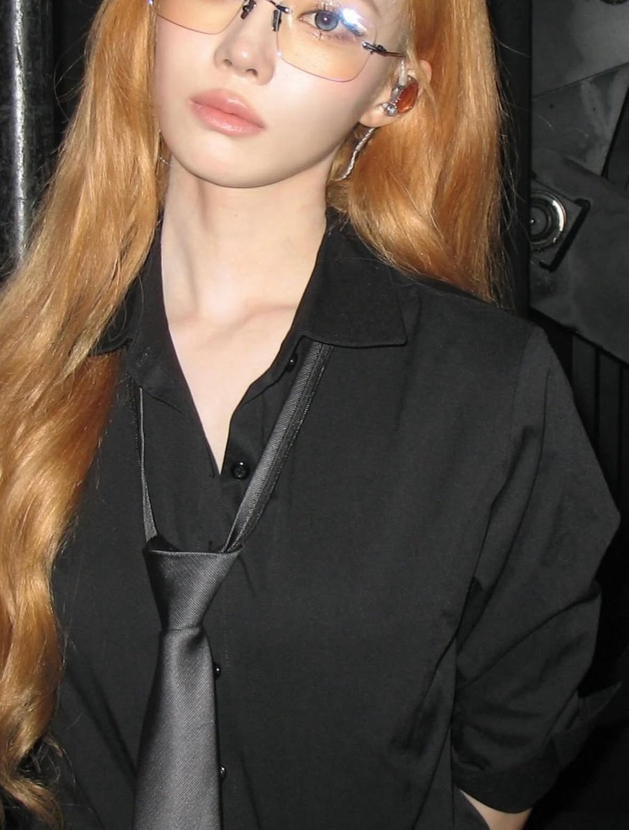 YooNsanta🐰ᯓᡣ𐭩𐙚 tweet media