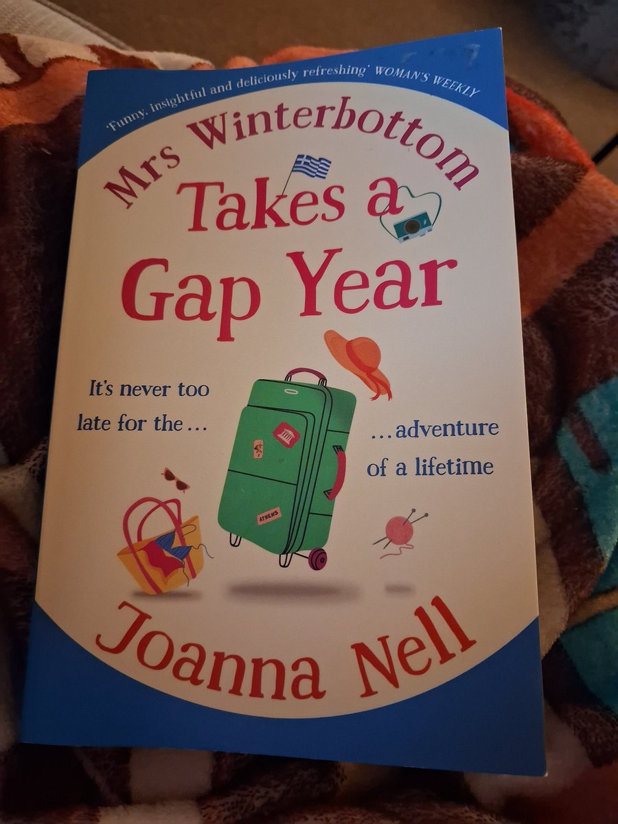 Helen's Book Haven tweet media