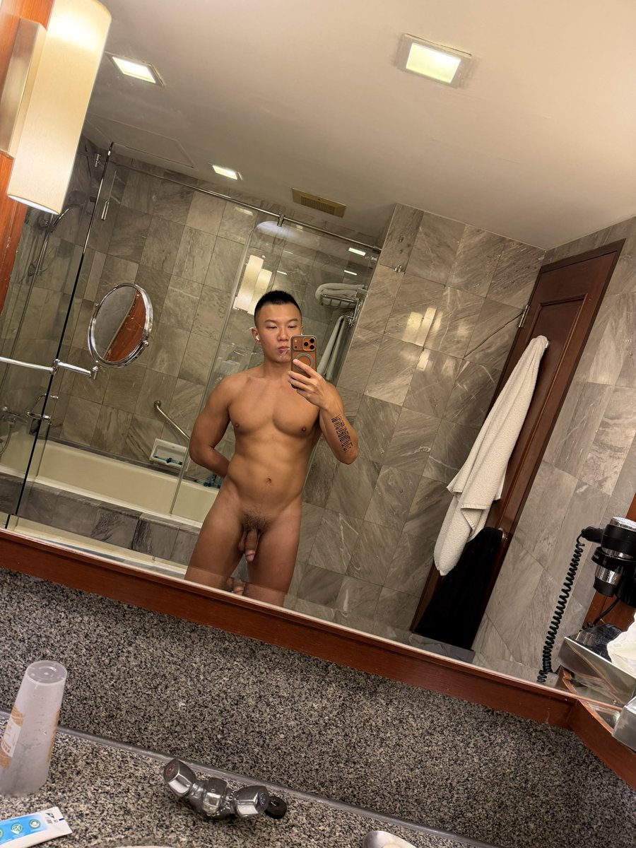 ち樓的張先生 tweet media