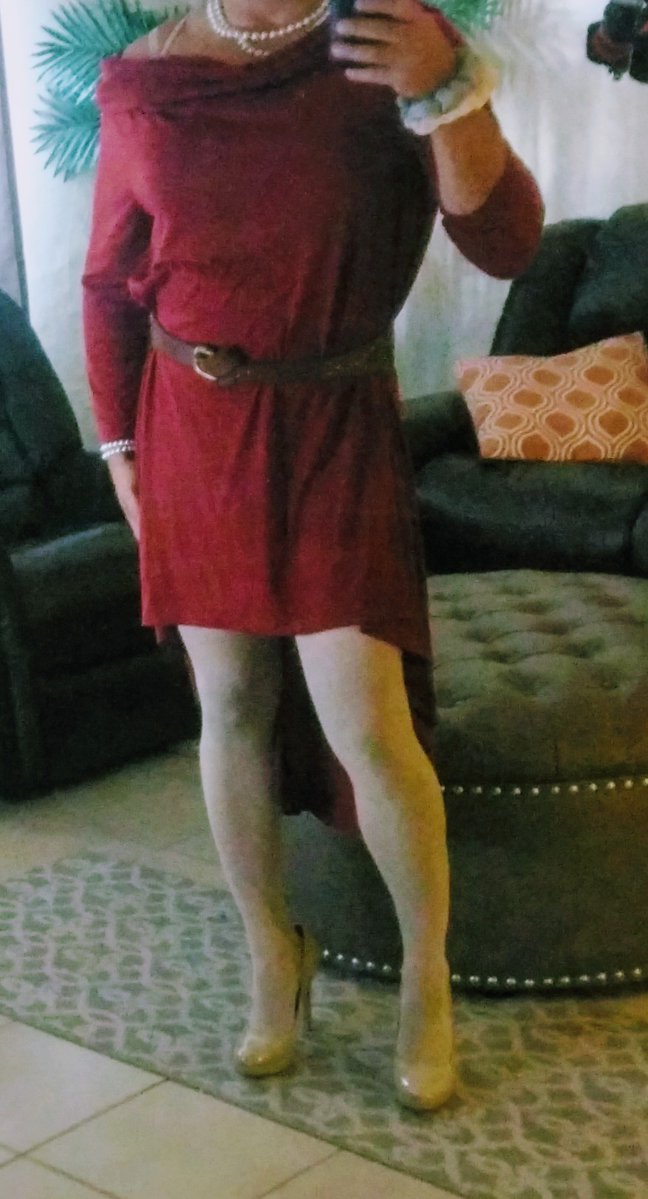 JV92955880's tweet image. Lo mejor de este outfit no se ve en la foto, es exactamente lo que te estás imaginando y un poco más.
#OOTD #Vibes #Elegance