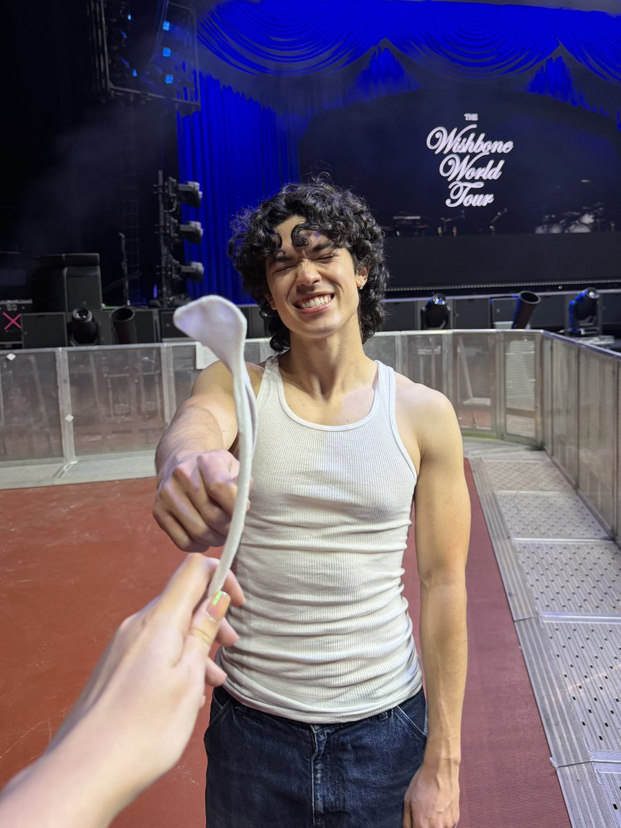 coneworld tweet media