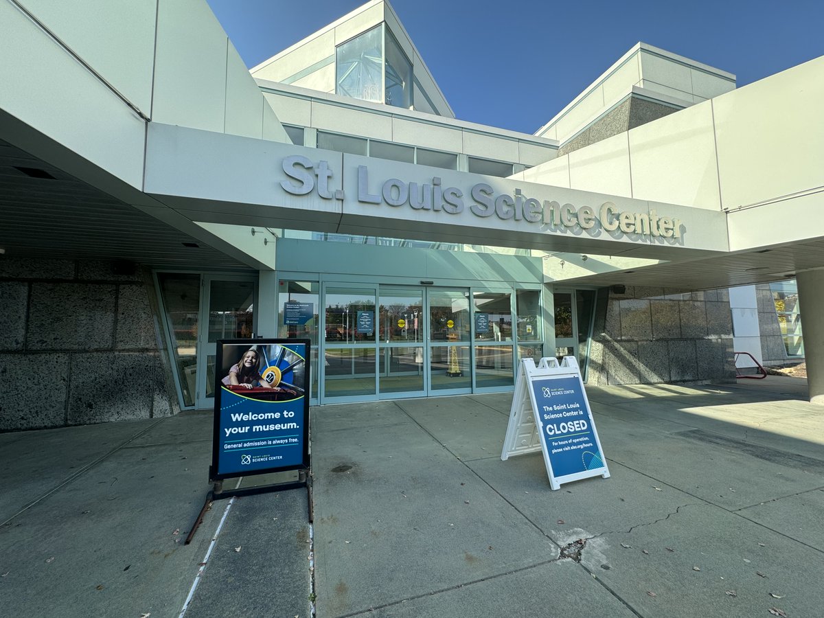 Saint Louis Science Center tweet media
