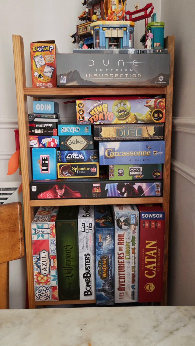 TheDiceDrop's tweet image. Board games get dangerous fast because Monopoly is about endurance, but modern games show you pacing, tension, and actual decisions. One good night with Cascadia or Wingspan and your shelf starts making plans for you.

#gamenight #boardgames

reddit.com/r/boardgames/c…