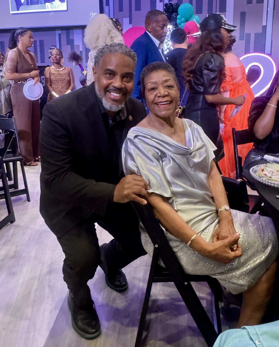 Rep. Steven Horsford tweet media