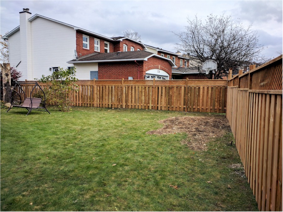 CapitalDeck's tweet photo. As another long month comes to a close, is it time to prepare for your outdoor BBQ parties?

https://t.co/uYOvdimihV

#wood #fence #woodfence #fencecompany #fencebuilder #fencecontractor https://t.co/CGzrxz1NoW