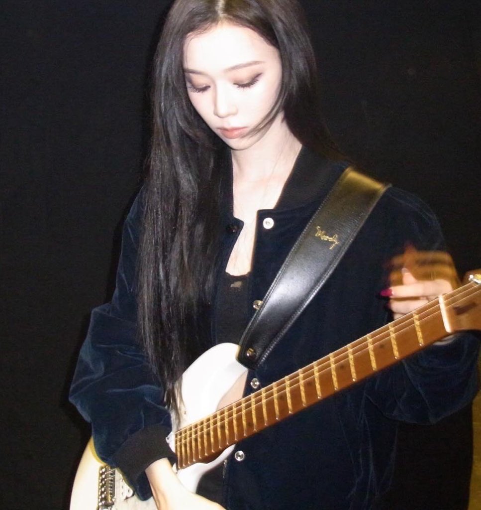 ˚✩delia˳✧🍋 #1 winjoy stan! tweet media