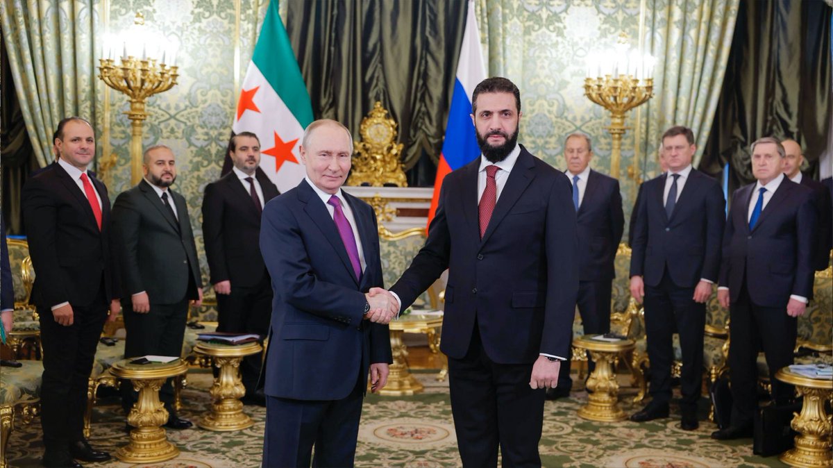 QUSAY_NOOR_'s tweet image. 🚨#Breaking: #Syrian #President Ahmad al-Sharaa has officially requested #Vladimir #Putin to hand over Bashar al-Assad.

sources  Al Hadath