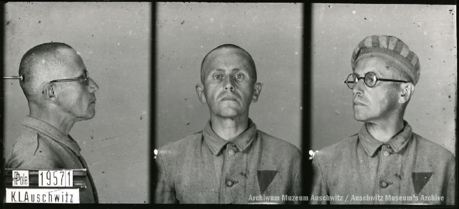 TomFromKatowice's tweet image. My name is Faustyn Markowski🇵🇱,
an accountant from Lublin, born on April 2️⃣7️⃣, 1898.
I was murdered by #Germans in their #death camp #Auschwitz on Nov. 7, 1941 at the age of 4️⃣3️⃣ only because I was a #Pole. 
I survived 1️⃣0️⃣0️⃣ days.
Please, #NeverForget me!
#genocide 
#WWII